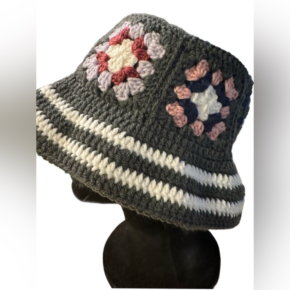 NEW Hand Crochet Boho Unisex Granny Squares Bucket Hat - Picture 8 of 10